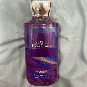 Bath and Body Works Secret Wonderland Shower Gel